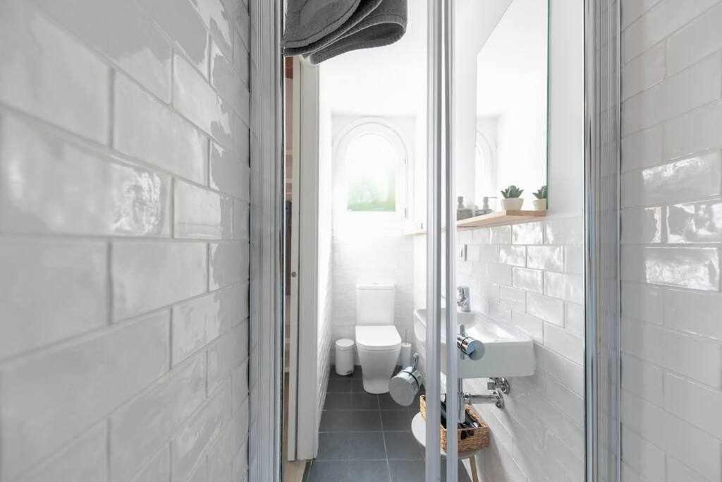 Newly Renovated Room W Pool & Bikeparking Girona Quarto foto